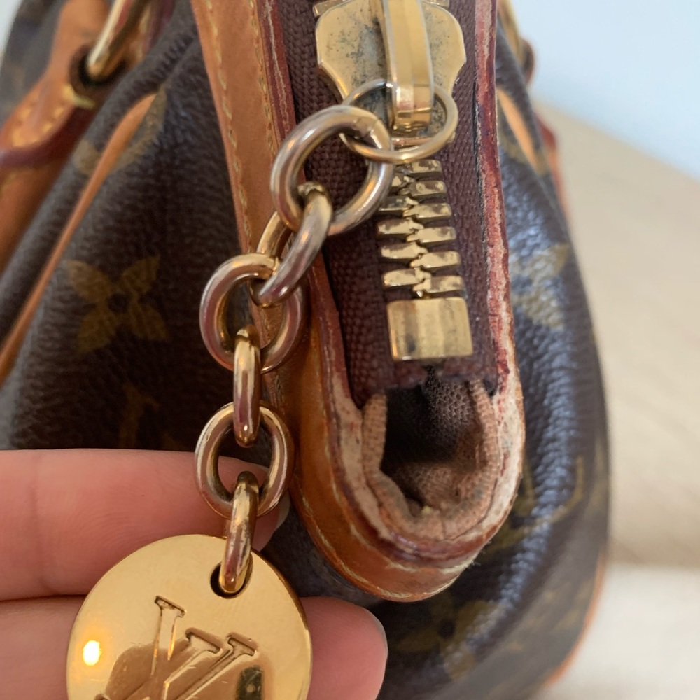 Louis Vuitton - Picture 11 of 16